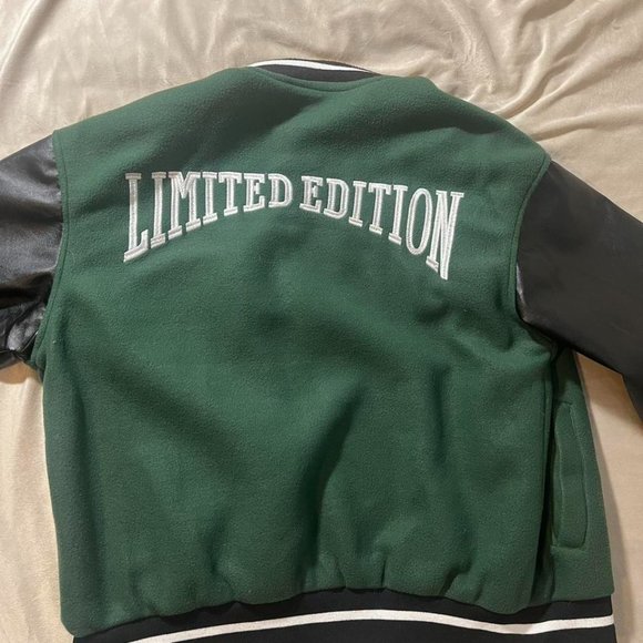 Rue 21 Women's Green Jacket - Picture 2 of 4